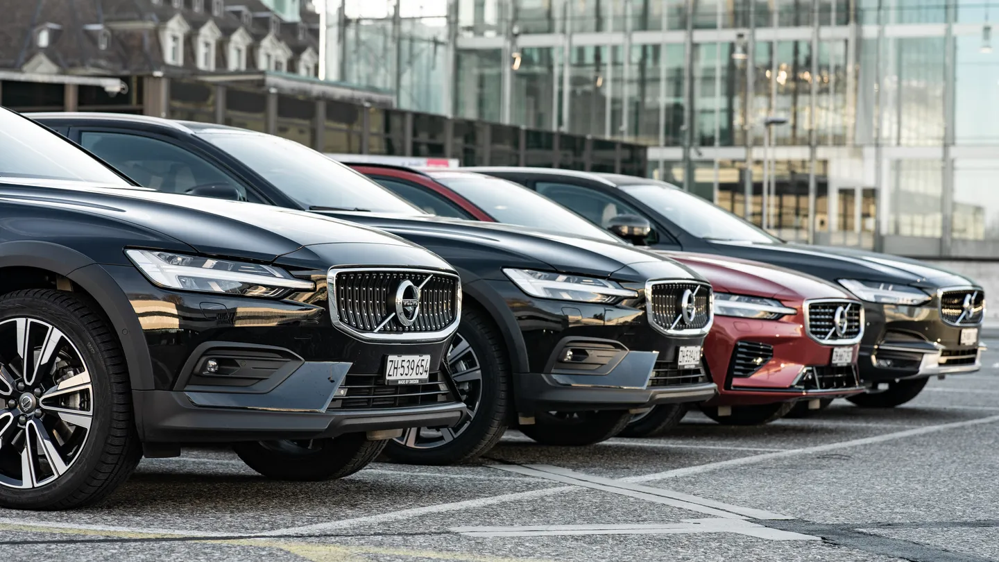 Volvo V60 Cross Country Roadtrip in den Schweizer Alpen, Gantrisch — Bild 14