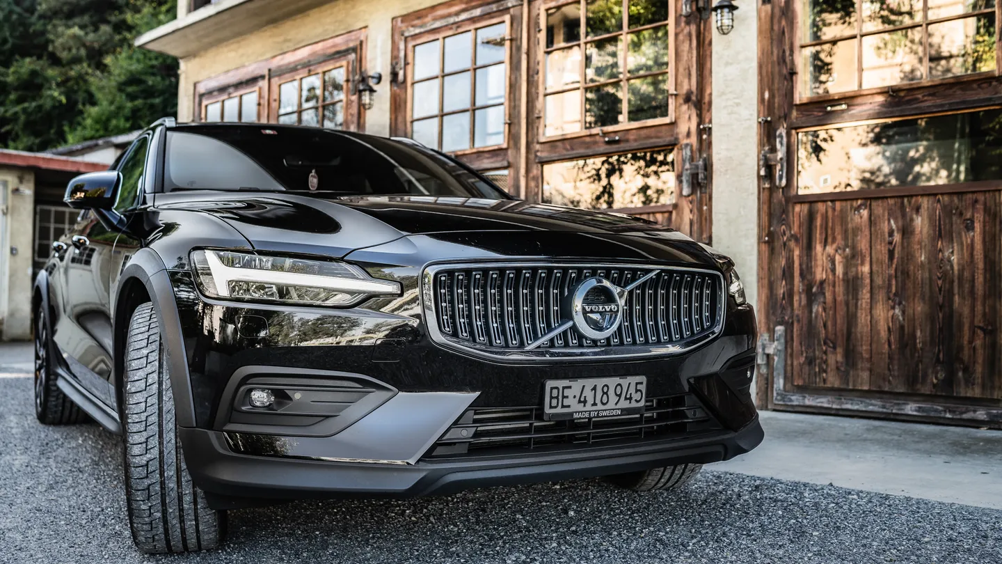 Volvo V60 Cross Country Roadtrip in den Schweizer Alpen, volvo v60 crosscountry — Bild 20